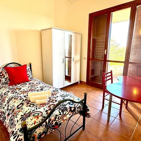 Marilu E Il Mare - Terraced House